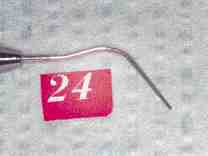 FIGURE 8: Close-up picture of the tip of a "paking" instrument.