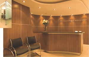 To create a sense of openness and novelty the reception area was created with overlapping curved walls.