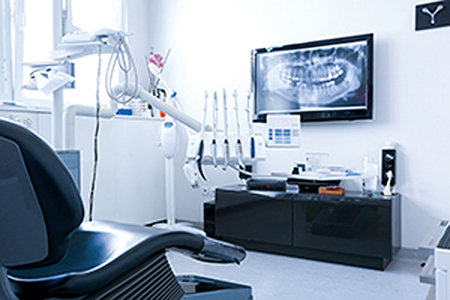  alternate text for this image