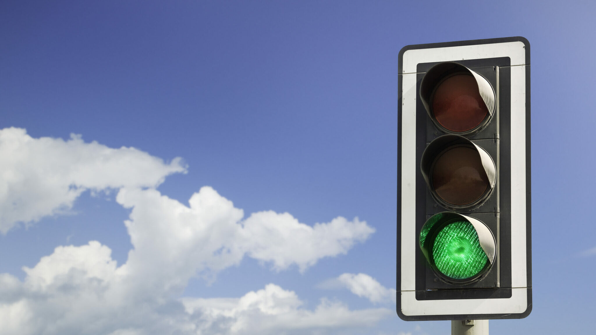 Green light alternate text for this image