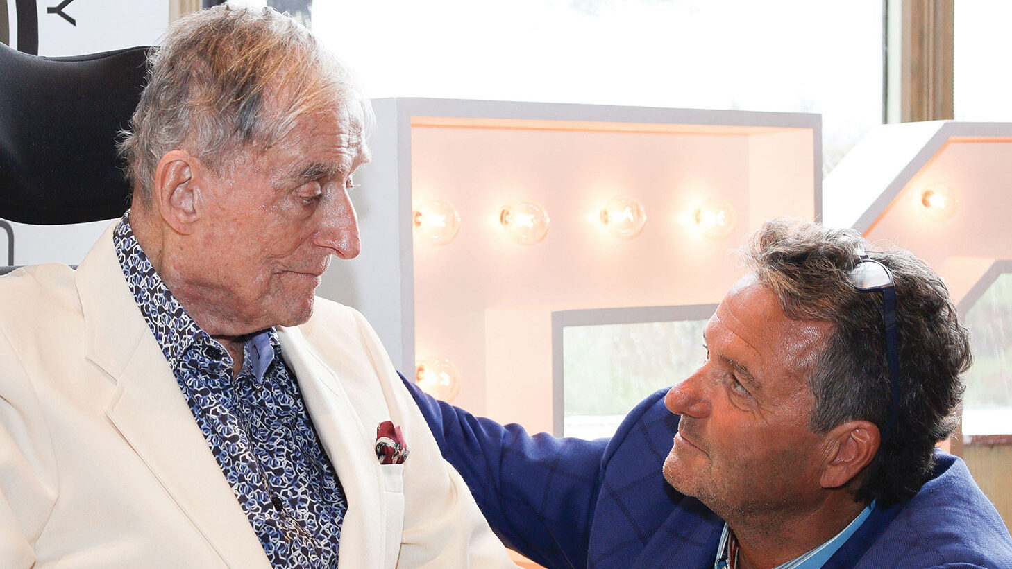 Roy-1 alternate text for this image