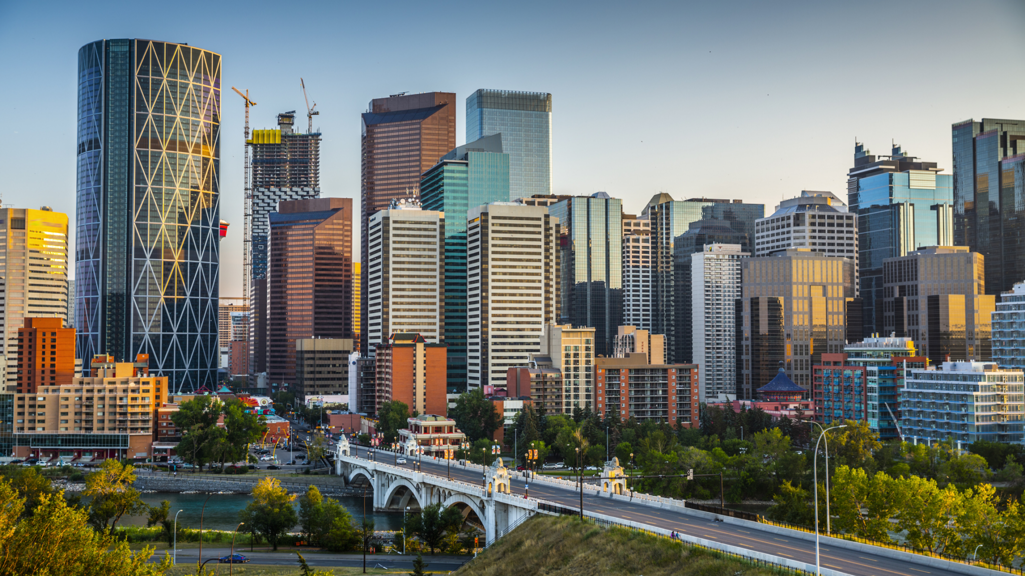 Calgarys skyline with its skyscrapers and office buildings
